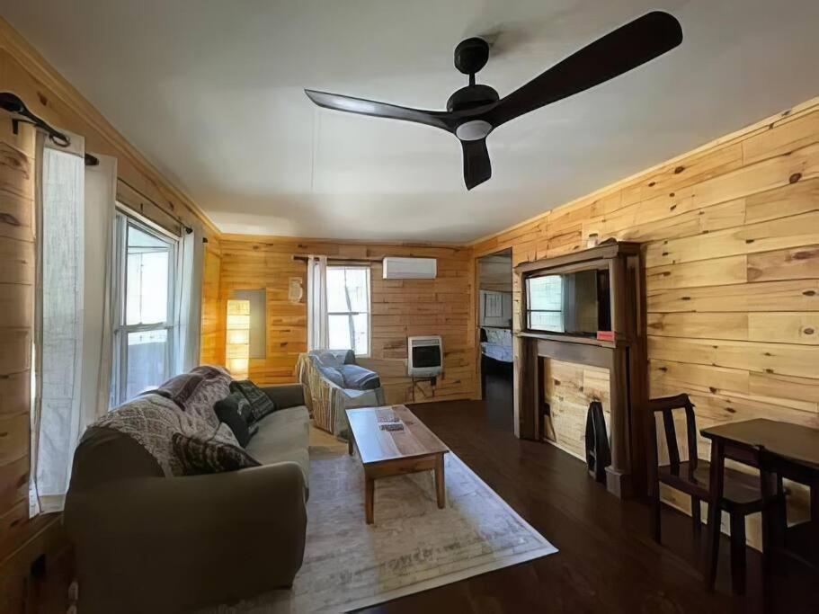 Cameron'S Cottage At The Lake Tallassee Esterno foto