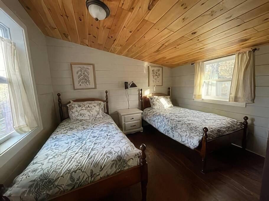 Cameron'S Cottage At The Lake Tallassee Esterno foto